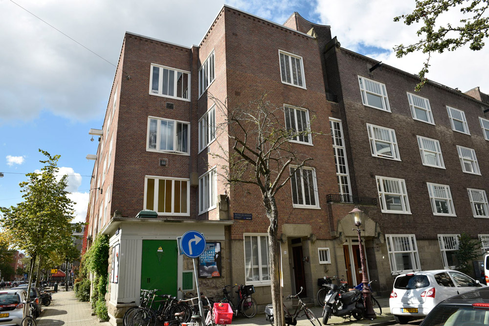 VERHUURD Pieter de Hoochstraat 96 2 hg Amsterdam